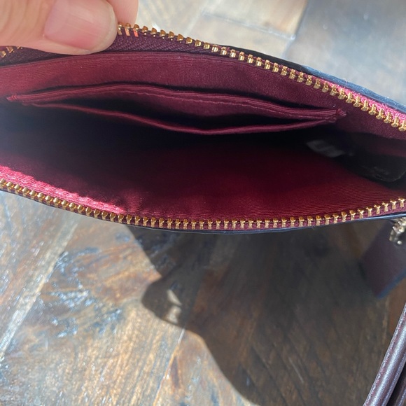 Authentic Coach burgundy/wine/ shimmery wristlet . - Picture 3 of 5